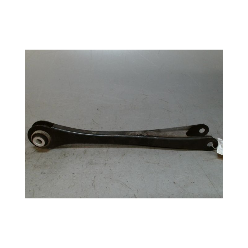 TIRANT DE CHASSE ARRIERE DROIT B.M.W. SERIE 4