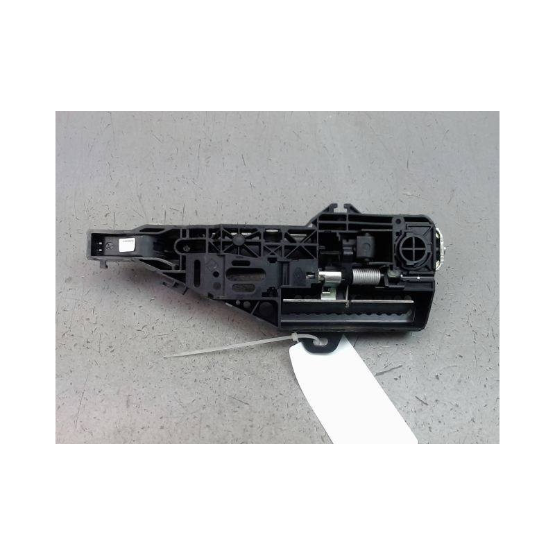 POIGNEE EXTERIEURE PORTE AVANT DROIT RENAULT CLIO IV Phase 1 2012-...