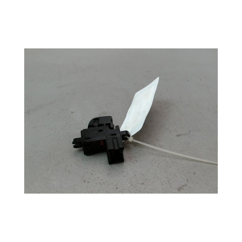 COMMANDE LEVE-GLACE PORTE AVD NISSAN JUKE Phase 1 2010-...