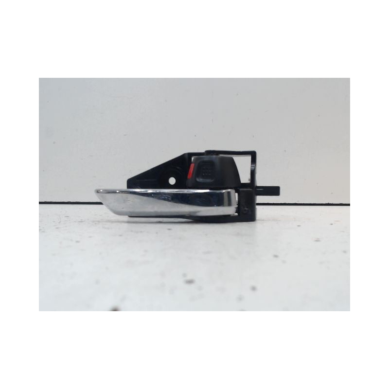 POIGNEE INTERIEURE PORTE AVANT DROIT SUZUKI SWIFT