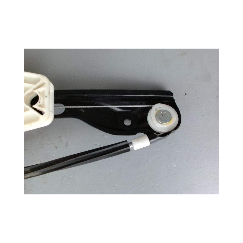 MECANISME+MOTEUR LEVE-GLACE ARRIERE DROIT VOLKSWAGEN GOLF 5 DIESEL