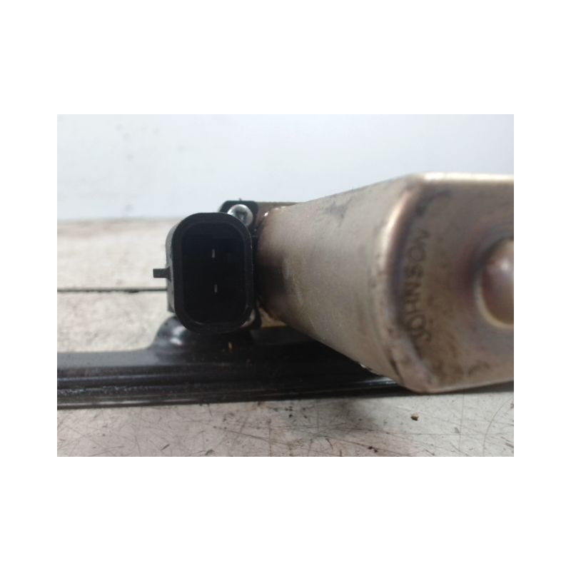 MECANISME+MOTEUR LEVE-GLACE AVANT DROIT FIAT PUNTO 99-2003