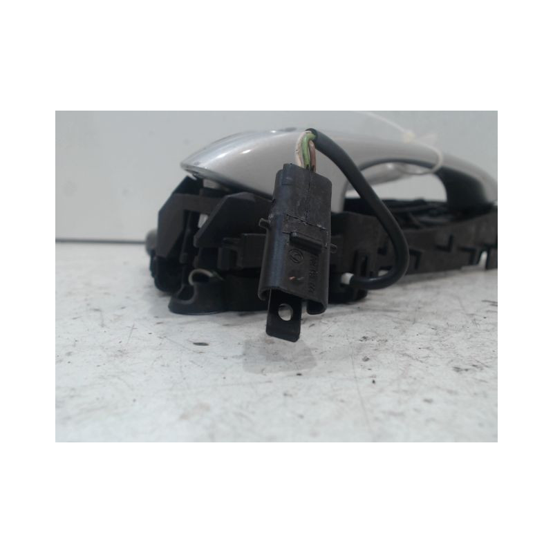 POIGNEE EXTERIEURE PORTE AVANT GAUCHE MERCEDES CLASSE B