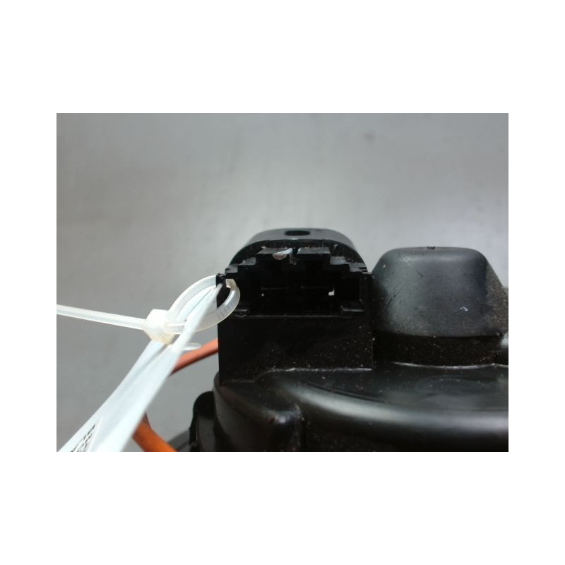 MOTEUR VENTILATEUR CHAUFFAGE RENAULT CLIO IV 2012-