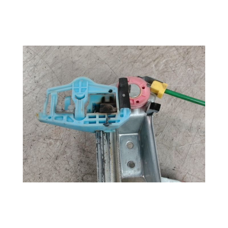 MECANISME+MOTEUR LEVE-GLACE AVANT DROIT OPEL CORSA