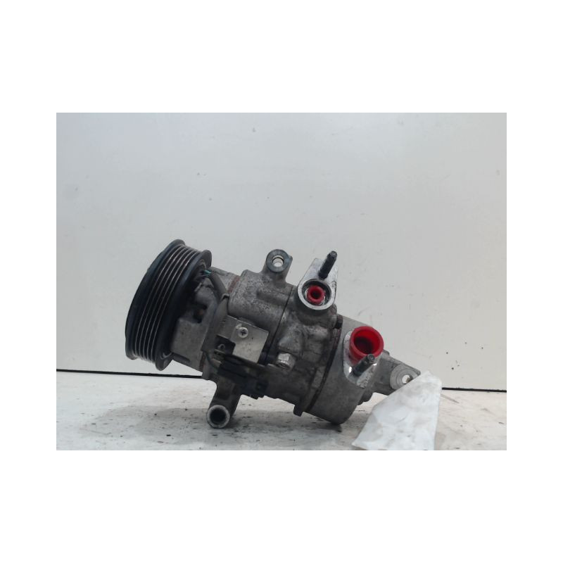 COMPRESSEUR AIR CONDITIONNE FORD KA+