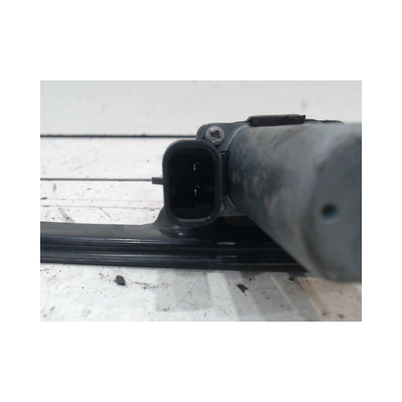 MECANISME+MOTEUR LEVE-GLACE AVANT DROIT FIAT PUNTO