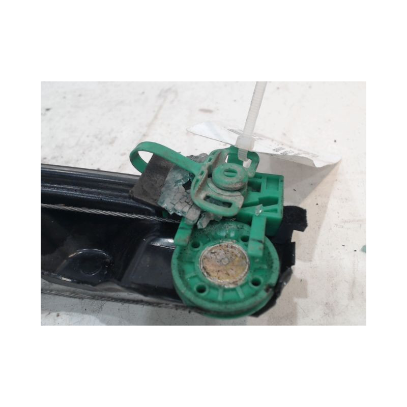 MECANISME+MOTEUR LEVE-GLACE AVANT DROIT FIAT PUNTO