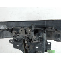 TRAVERSE SUPERIEURE ARMATURE AVANT NISSAN NOTE