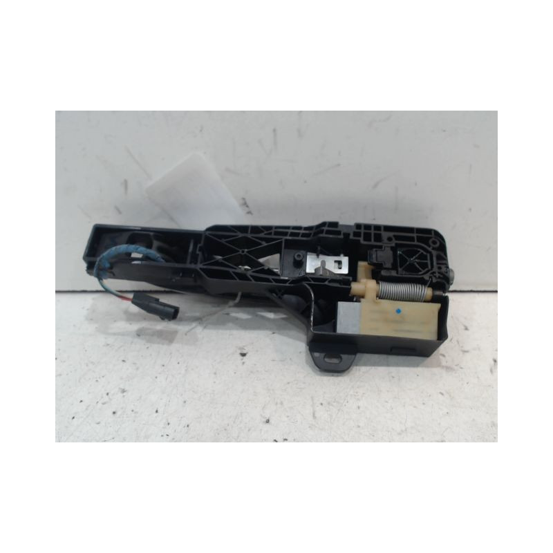 POIGNEE EXTERIEURE PORTE AVANT DROIT RENAULT MEGANE