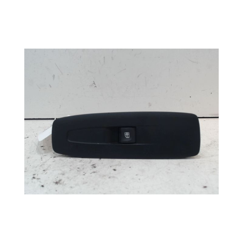 COMMANDE LEVE-GLACE PORTE AVD RENAULT MEGANE