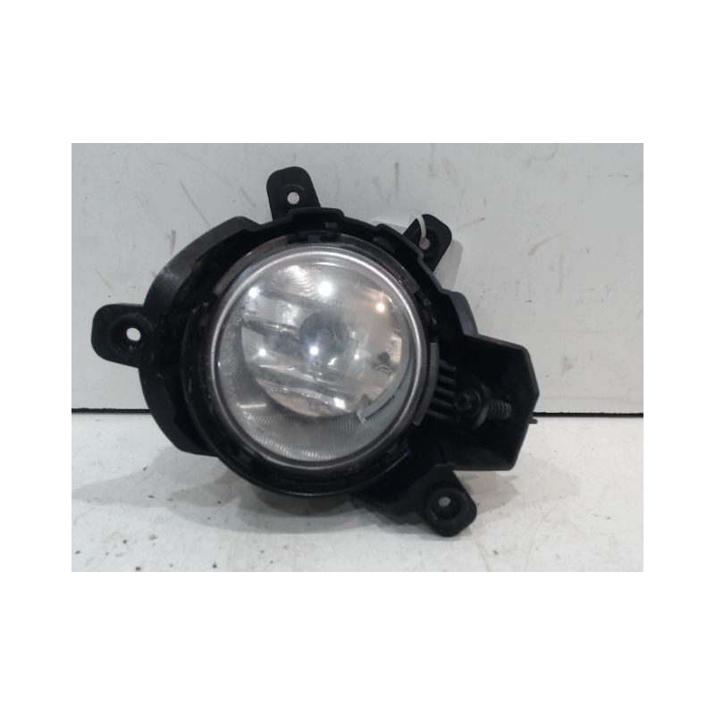PHARE ANTIBROUILLARD AVANT DROIT KIA CARENS