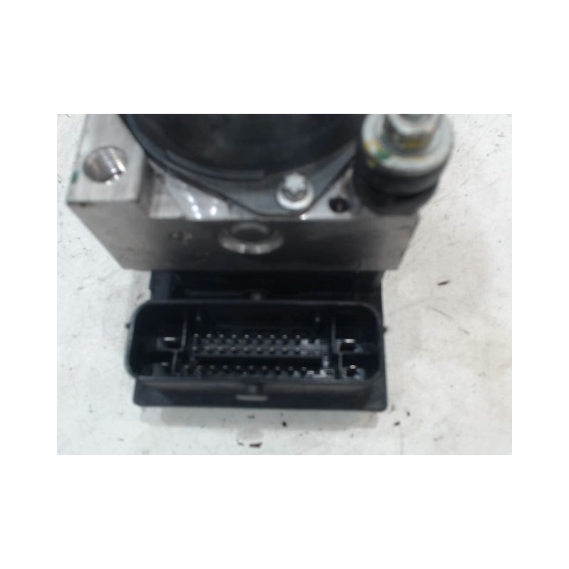 UNITE HYDRAULIQUE ABS DACIA DUSTER