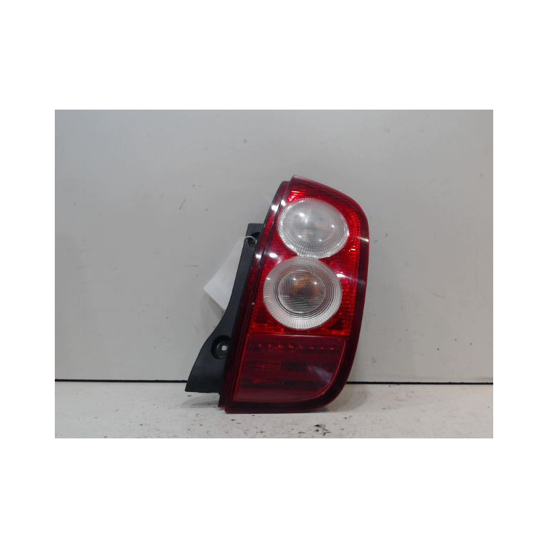 FEU ARRIERE DROIT NISSAN MICRA