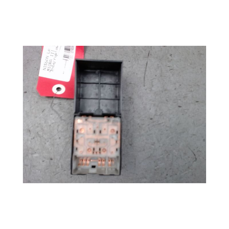 COMMANDE LEVE-GLACE PORTE AVG NISSAN MICRA 3 PHASE 1 ESSENCE