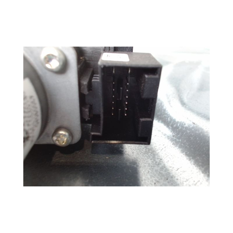 MECANISME+MOTEUR LEVE-GLACE AVANT DROIT VOLKSWAGEN POLO