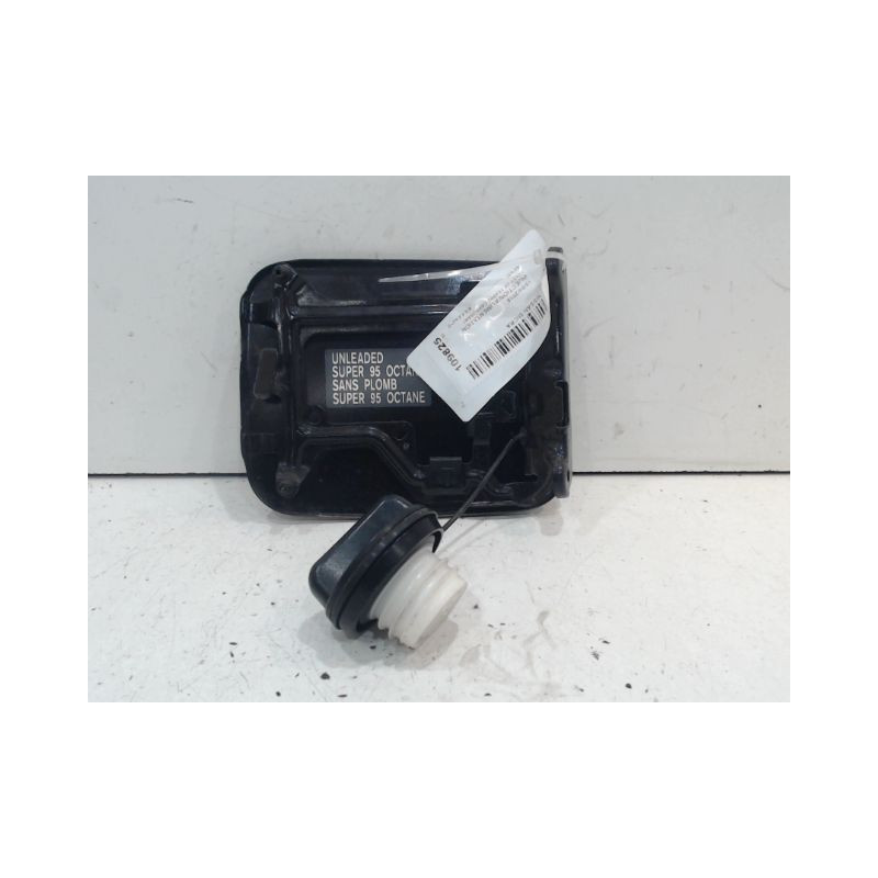 VOLET DE TRAPPE CARBURANT NISSAN MICRA