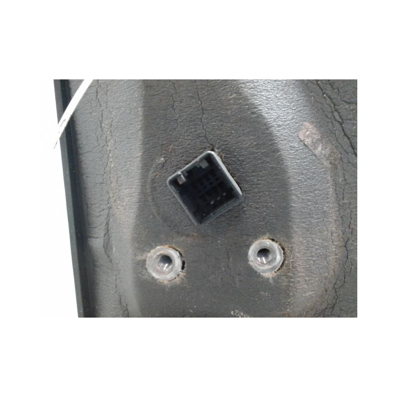 RETROVISEUR EXTERIEUR ELECTRIQUE GAUCHE HYUNDAI GETZ 02-05