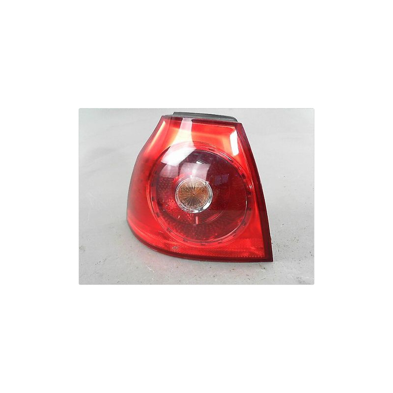 FEU ARRIERE GAUCHE  VOLKSWAGEN GOLF V 2003-2009