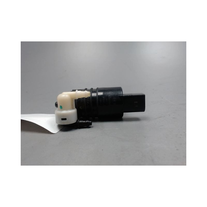 POMPE LAVE-GLACE AVANT VOLVO XC60