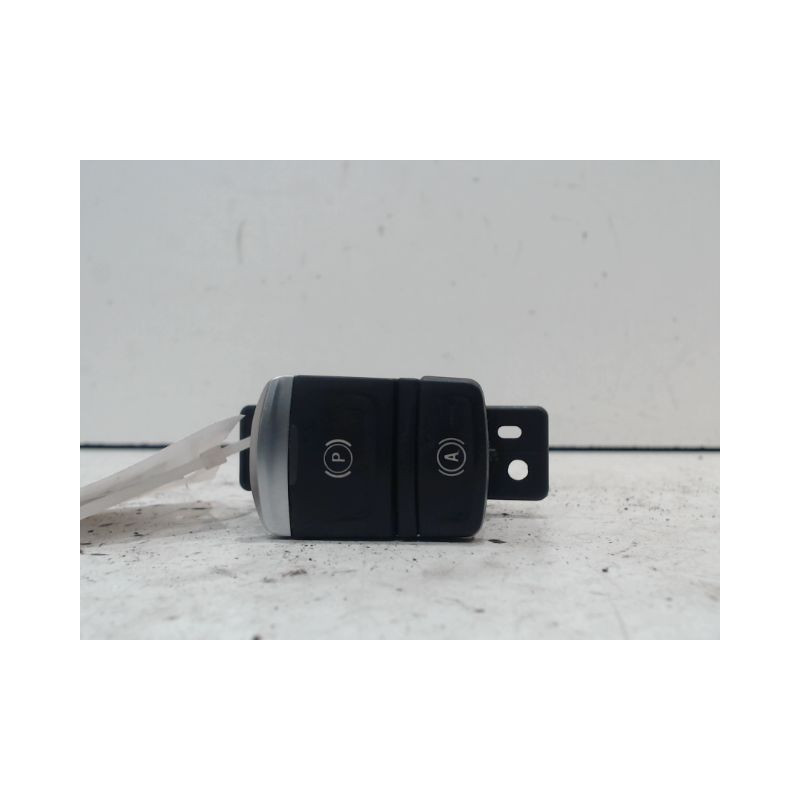 INTERIEUR COMMANDE FREIN A MAIN RENAULT MEGANE