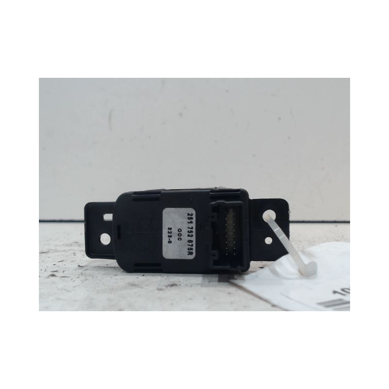 INTERIEUR COMMANDE FREIN A MAIN RENAULT MEGANE