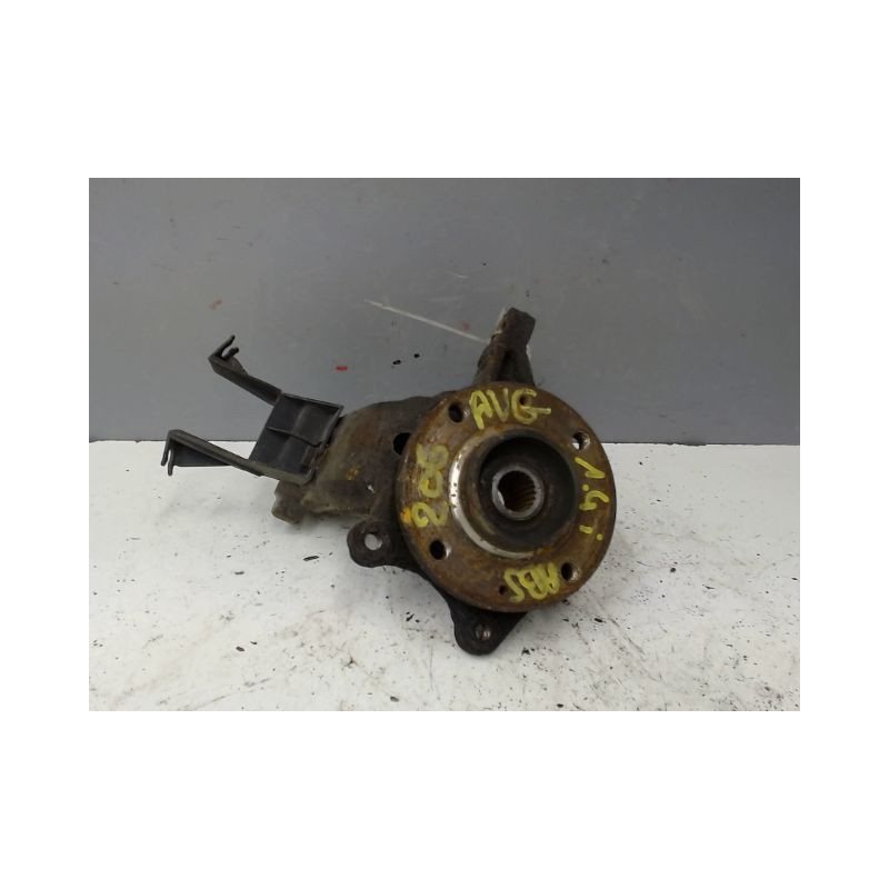 PIVOT AVANT GAUCHE PEUGEOT 206