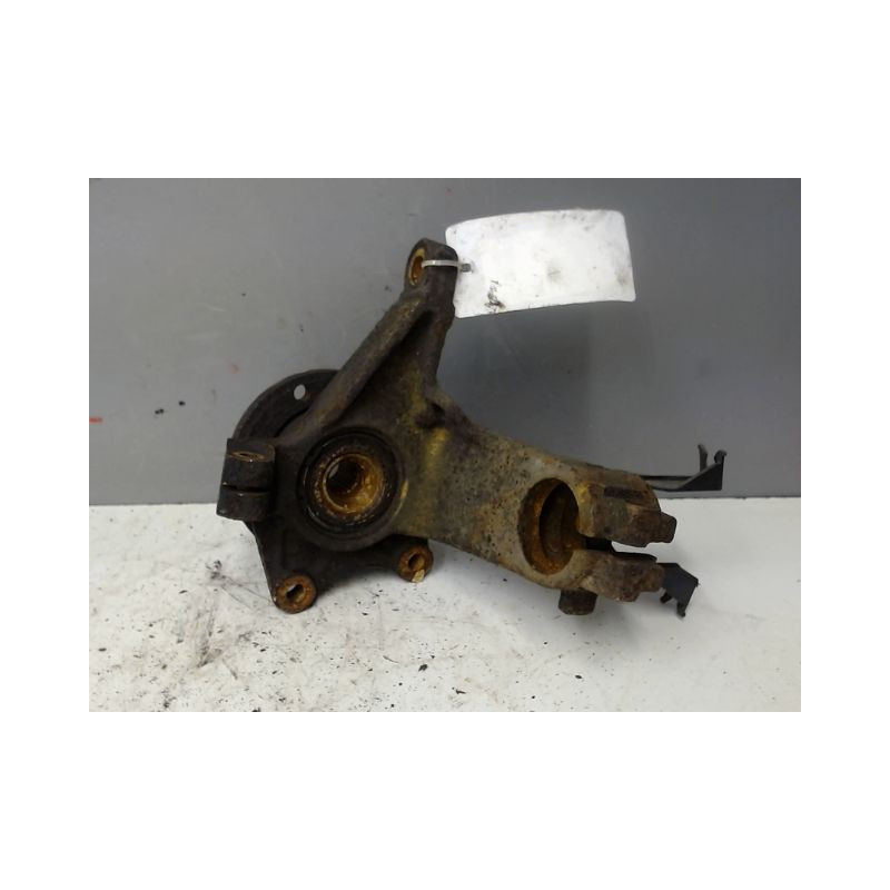 PIVOT AVANT GAUCHE PEUGEOT 206