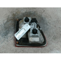 FEU ARRIERE INTERIEUR DROIT MERCEDES E300