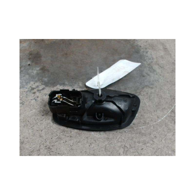 POIGNEE INTERIEURE PORTE ARRIERE DROIT RENAULT LAGUNA III 2009-