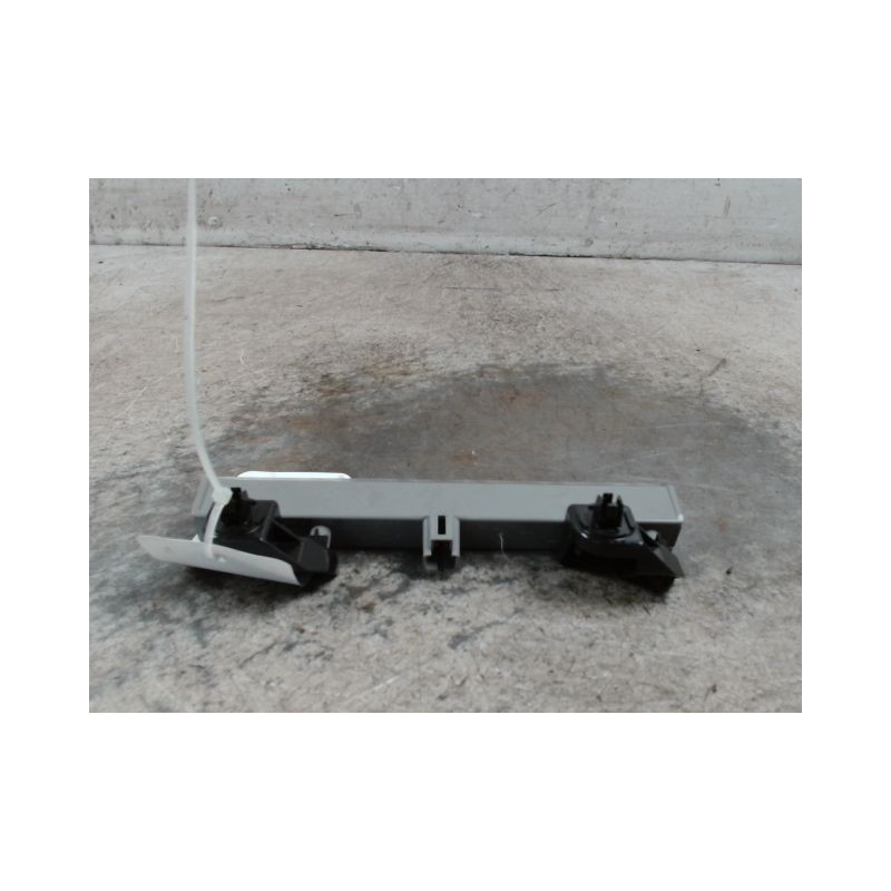 FEUX STOP SUPPLEMENTAIRE TOYOTA AURIS 2010-