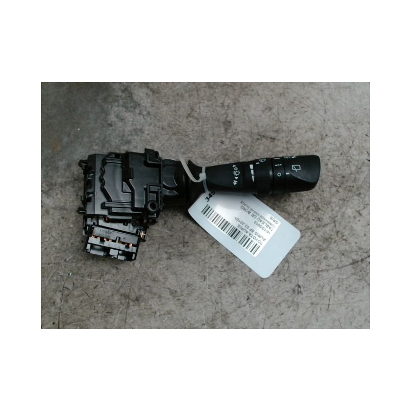 COMMANDE ESSUIE GLACE TOYOTA AURIS 2010-