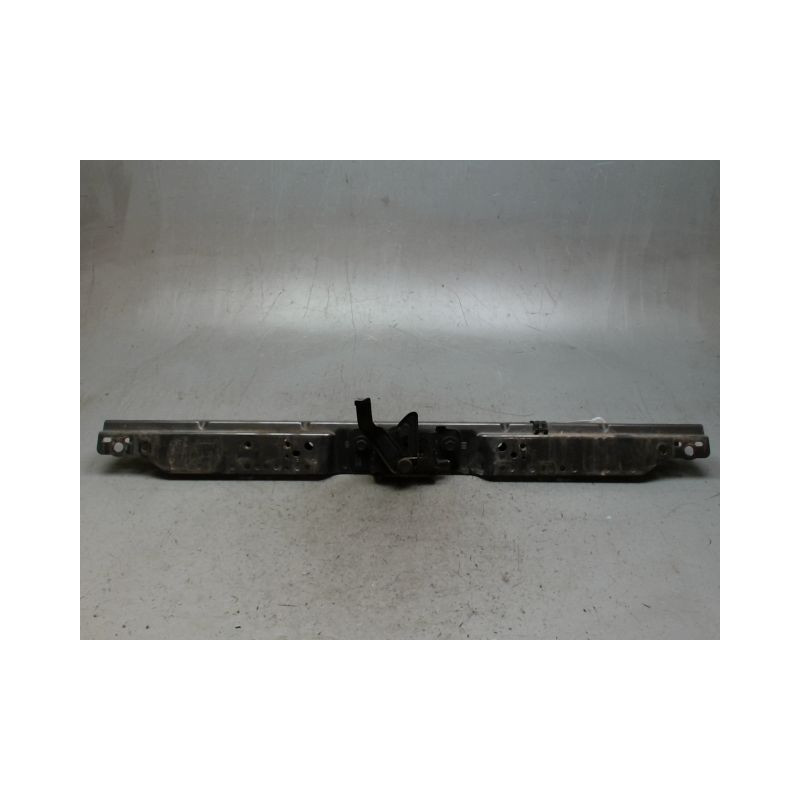 TRAVERSE SUPERIEURE ARMATURE AVANT OPEL ASTRA
