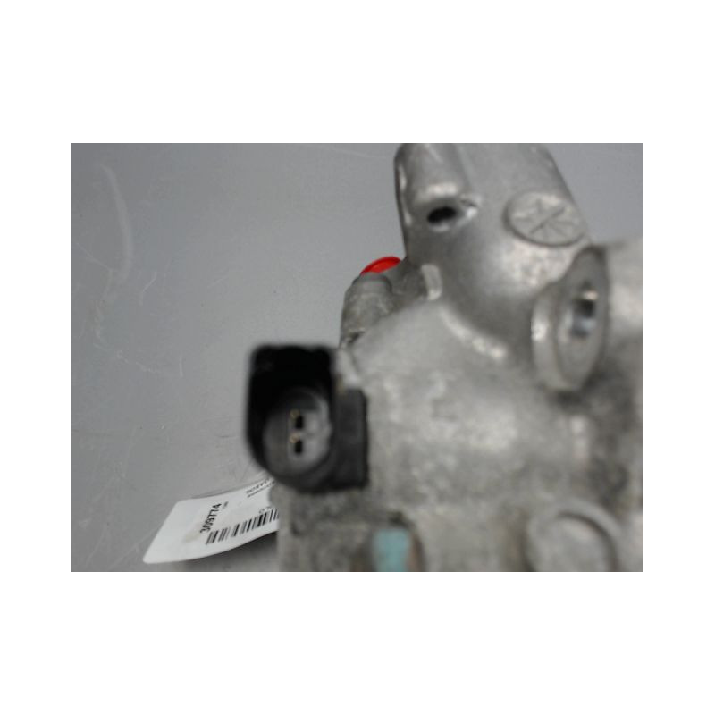 COMPRESSEUR AIR CONDITIONNE VOLKSWAGEN POLO 2009-