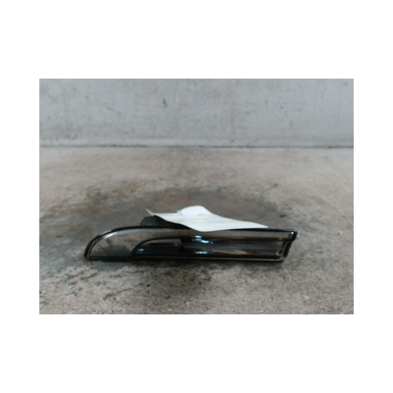 REPETITEUR AILE GAUCHE PORSCHE PANAMERA