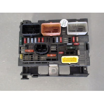 BOITE A FUSIBLES PEUGEOT 308 2007-
