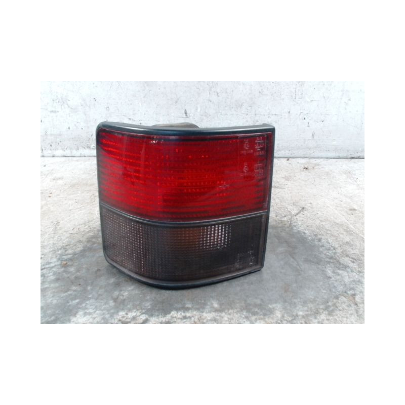 FEU ARRIERE GAUCHE  RENAULT R 21