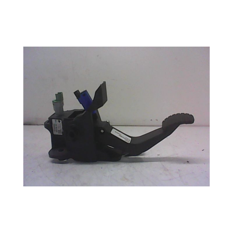 PEDALE EMBRAYAGE RENAULT TWINGO