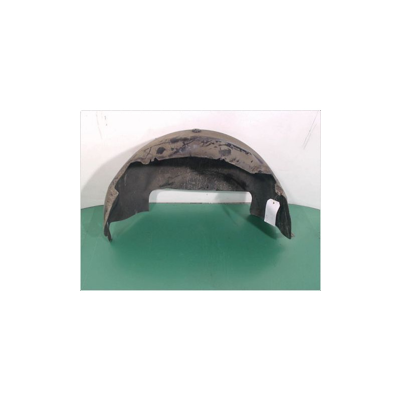 PARE-BOUE ARRIERE GAUCHE MERCEDES VITO II FOURGON LONG 03-10