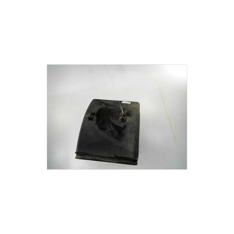 PARE-BOUE ARRIERE GAUCHE NISSAN ATLEON 04-