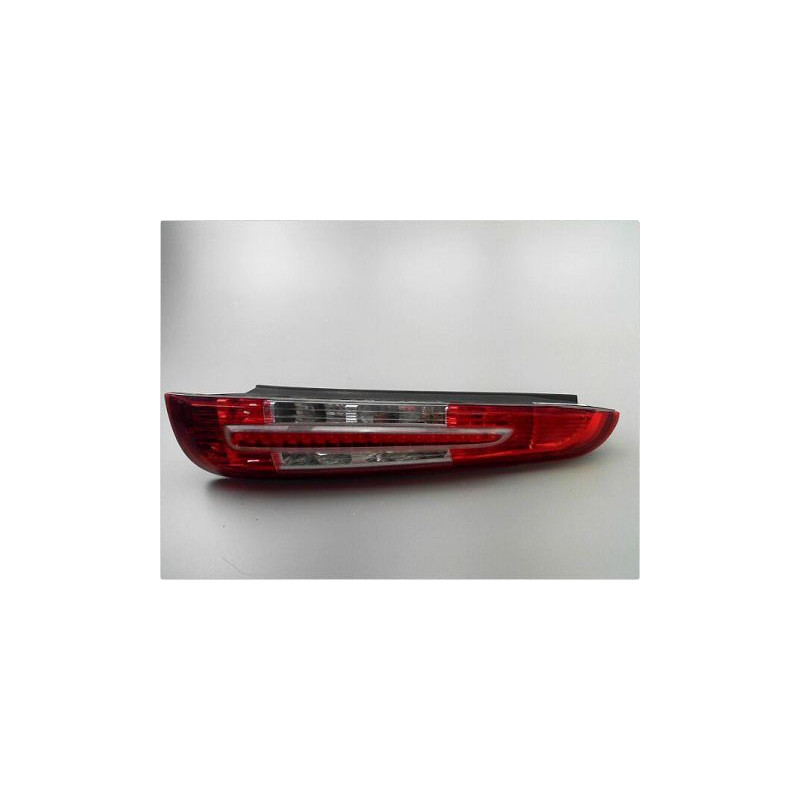 FEU ARRIERE DROIT FORD FOCUS C-MAX PH2 07-10