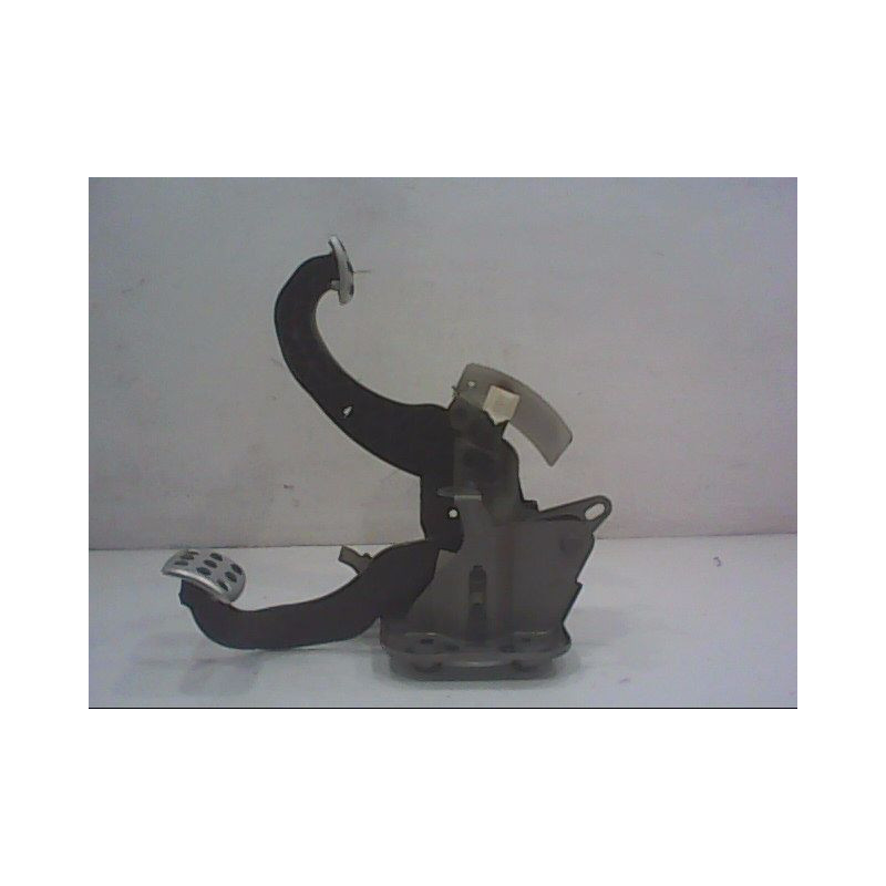 PEDALIER COMPLET PEUGEOT 206+ 2009-