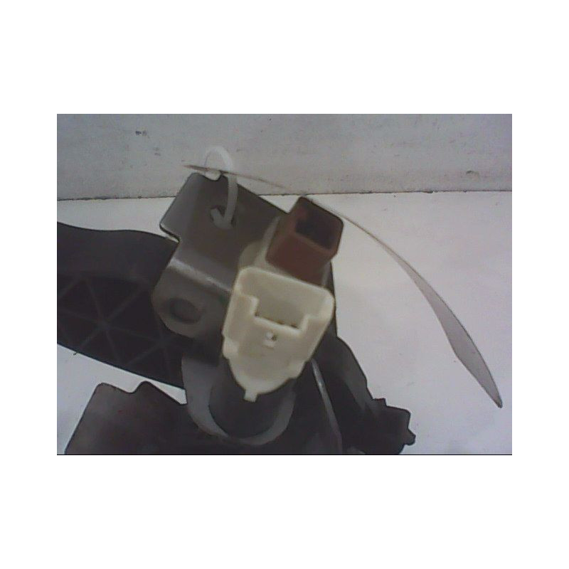 PEDALIER COMPLET PEUGEOT 206+ 2009-