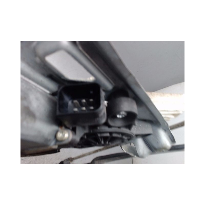 MECANISME+MOTEUR LEVE-GLACE AVANT DROIT MERCEDES CLASSE C 2000-