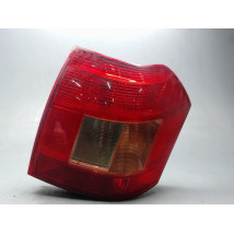 FEU ARRIERE GAUCHE  TOYOTA COROLLA 2002-