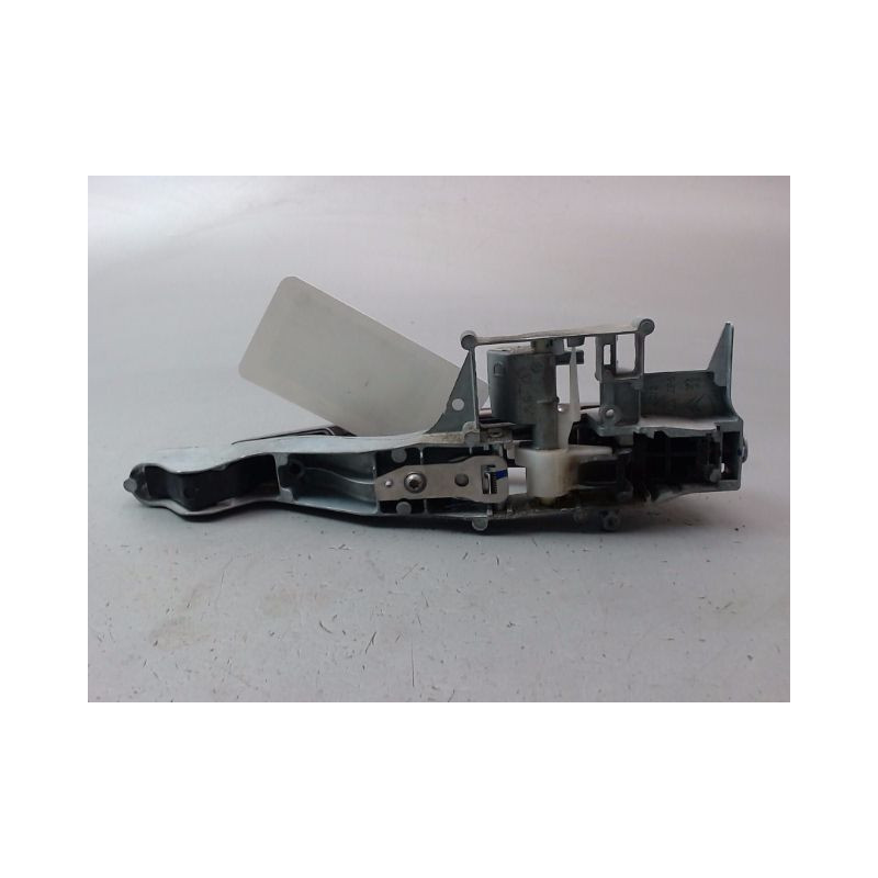 POIGNEE EXTERIEURE PORTE AVANT DROIT PEUGEOT 2008 Phase 1 2013-...