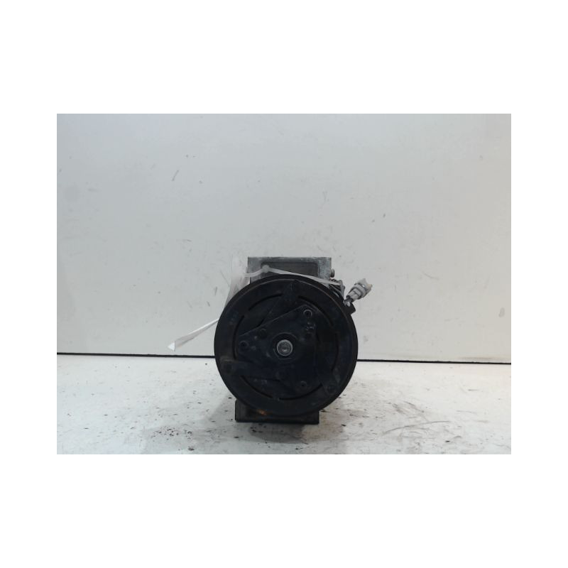 COMPRESSEUR AIR CONDITIONNE RENAULT CLIO