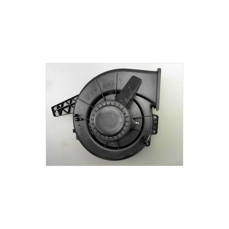 MOTEUR VENTILATEUR CHAUFFAGE VOLKSWAGEN POLO IV PH2 05-09