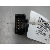 BOUTON DE WARNING DACIA SANDERO 2008-