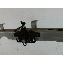 TRAVERSE SUPERIEURE ARMATURE AVANT NISSAN MICRA